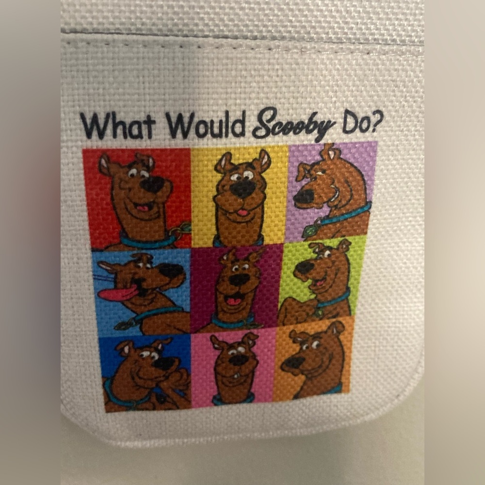 Scooby Doo Crossbody Bag - Picture 3 of 5